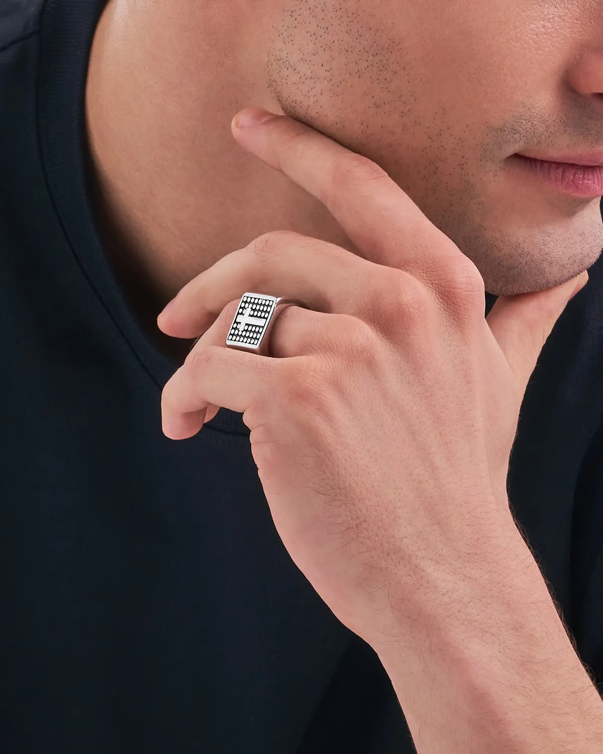 Anillo para hombre - Statement Cross