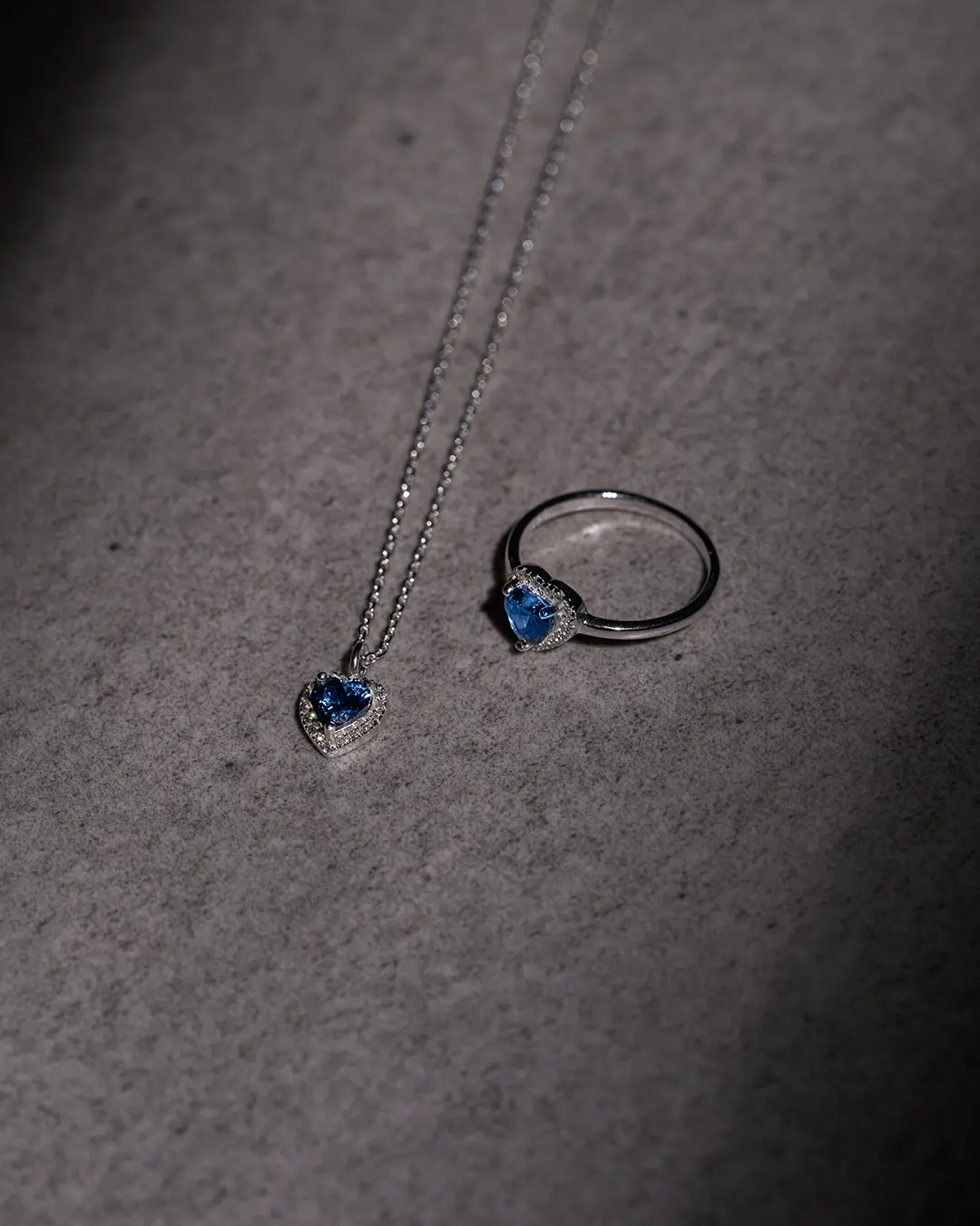 Ketting - Blueish Heart